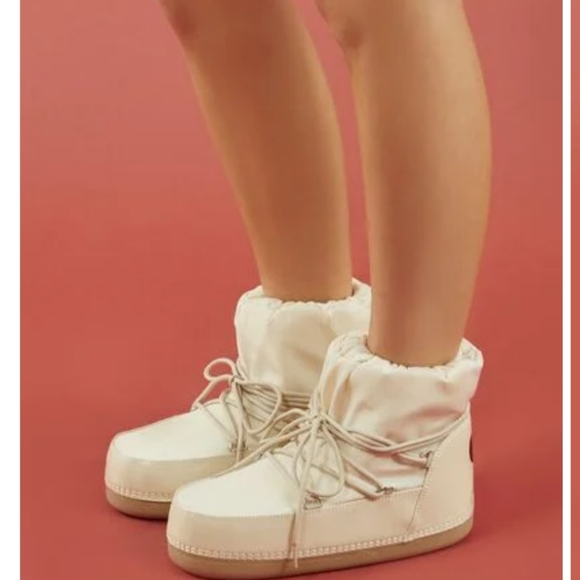 Disney Mickey & Minnie Mouse Booties size 7 - Picture 8 of 8